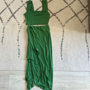 Reformation two piece set. Sleeveless, fitted, cropped top and slit midi skirt.